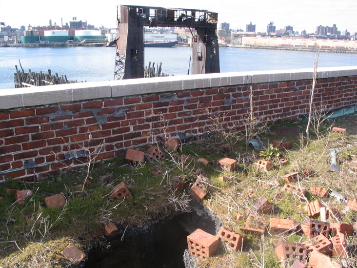 Roof, Morgue, North Brother Island, East River, The Bronx