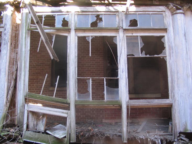 Nurses' Home, North Brother Island, East River, The Bronx