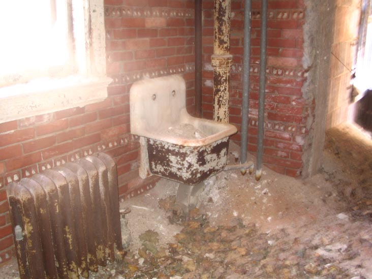 Nurses' Home, North Brother Island, East River, The Bronx