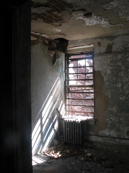 Nurses' Home, North Brother Island, East River, The Bronx