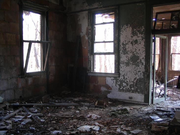 Physician's Home, North Brother Island, East River, The Bronx