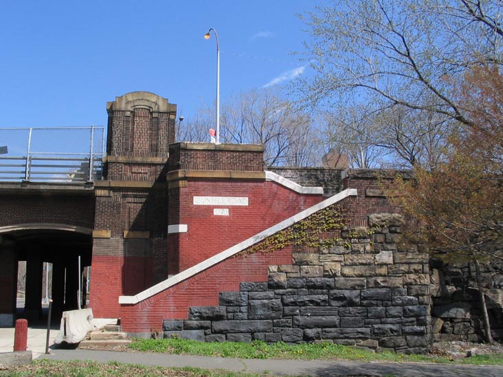 Gun Hill Road Bridge, Bronx Park, Williamsbridge, The Bronx