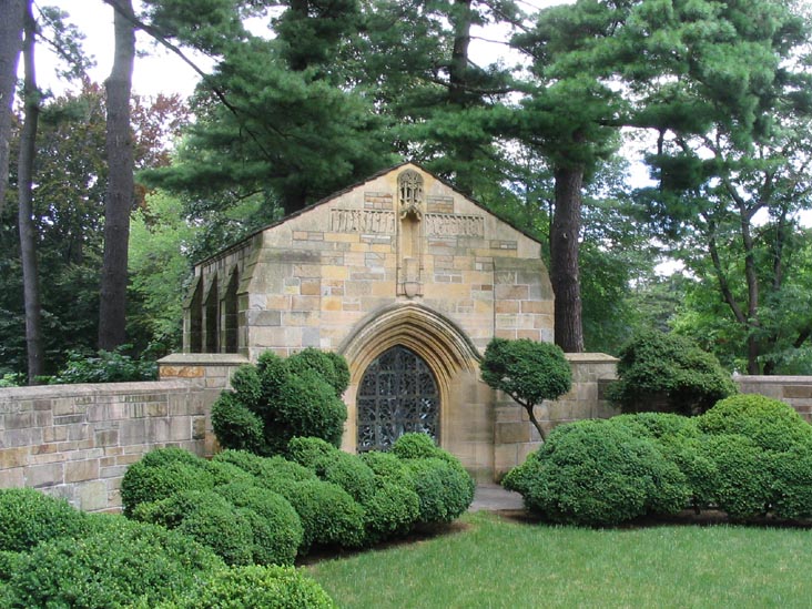 Harkness Mausoleum, Woodlawn Cemetery, The Bronx