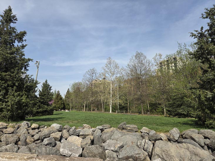 Pier 3 Uplands, Brooklyn Bridge Park, Brooklyn, April 16, 2026
