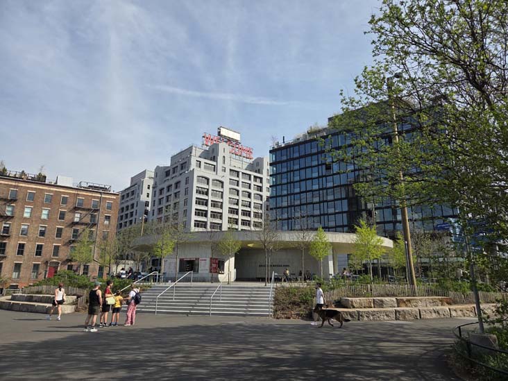 Pier 1 Pavilion, Brooklyn Bridge Park, Brooklyn, April 16, 2026