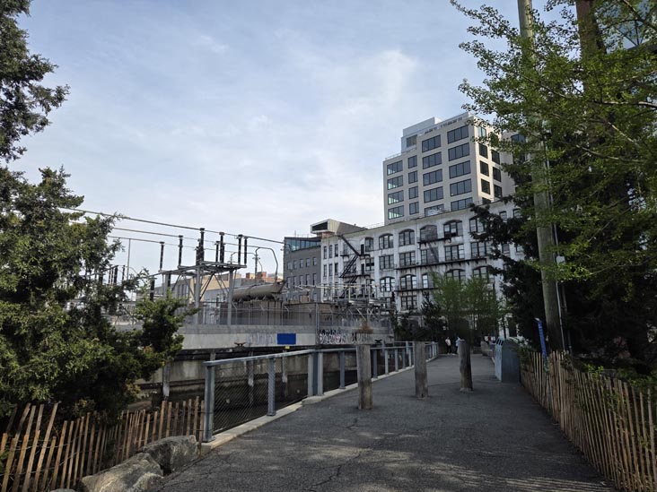 John Street, Brooklyn Bridge Park, Brooklyn, April 16, 2026