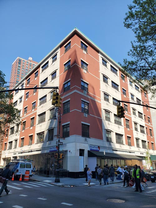 Joralemon Street and Clinton Street, NE Corner, Brooklyn Heights, Brooklyn, April 24, 2025