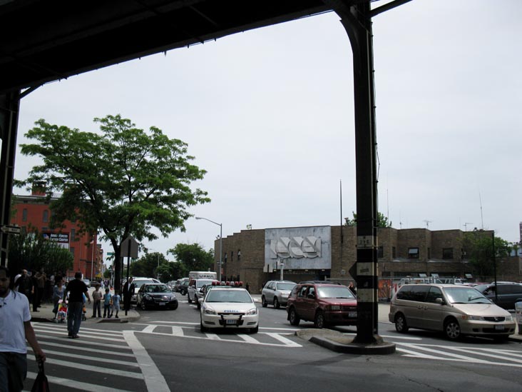 Looking East Down Knickerbocker Avenue From Myrtle Avenue, Bushwick, Brooklyn