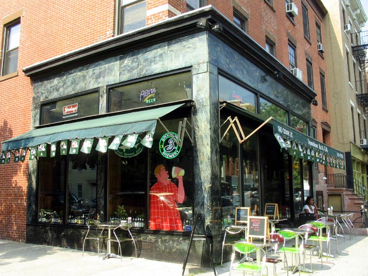 Downtown Bar & Grill, 160 Court Street, Cobble Hill, Brooklyn
