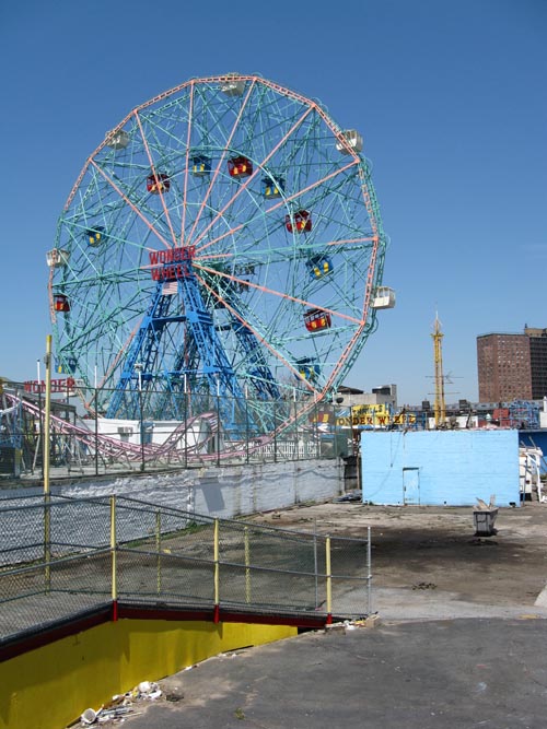 Coney Island Amusement Core, Coney Island, Brooklyn, April 25, 2009