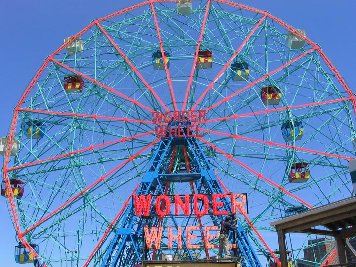 Deno's Wonder Wheel Amusement Park, Coney Island, Brooklyn, May 20, 2004