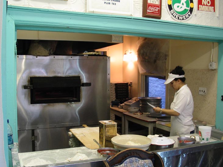 Totonno's, 1524 Neptune Avenue, Coney Island, Brooklyn