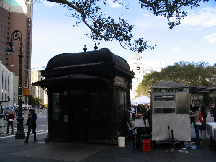 Borough Hall Subway Entrance, Columbus Park, Downtown Brooklyn