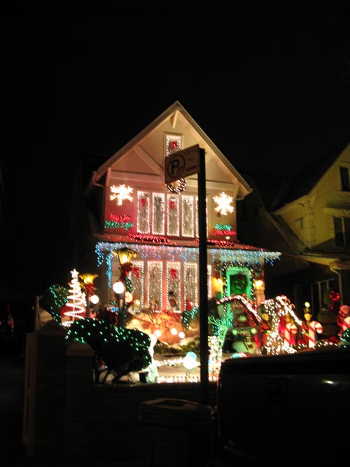 Dyker Heights Christmas Lights, Dyker Heights, Brooklyn, December 23, 2008