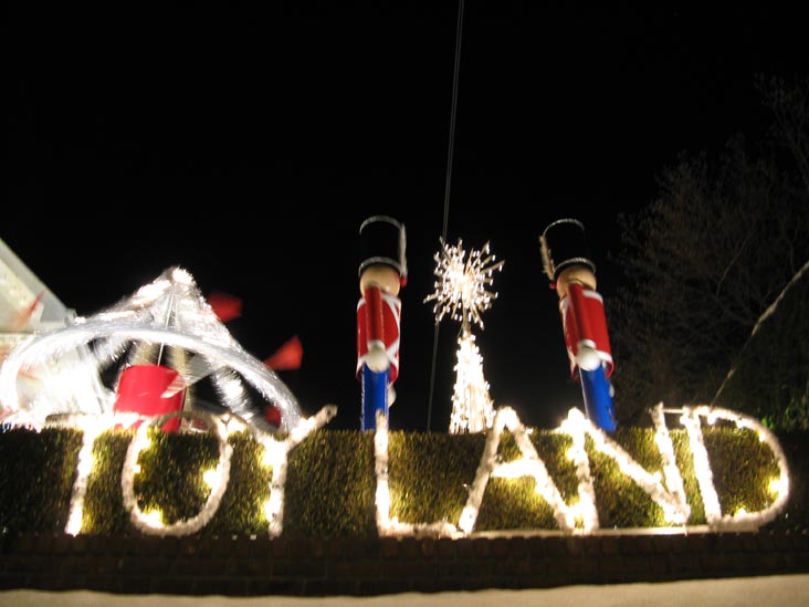 Dyker Heights Christmas Lights, Dyker Heights, Brooklyn, December 22, 2009