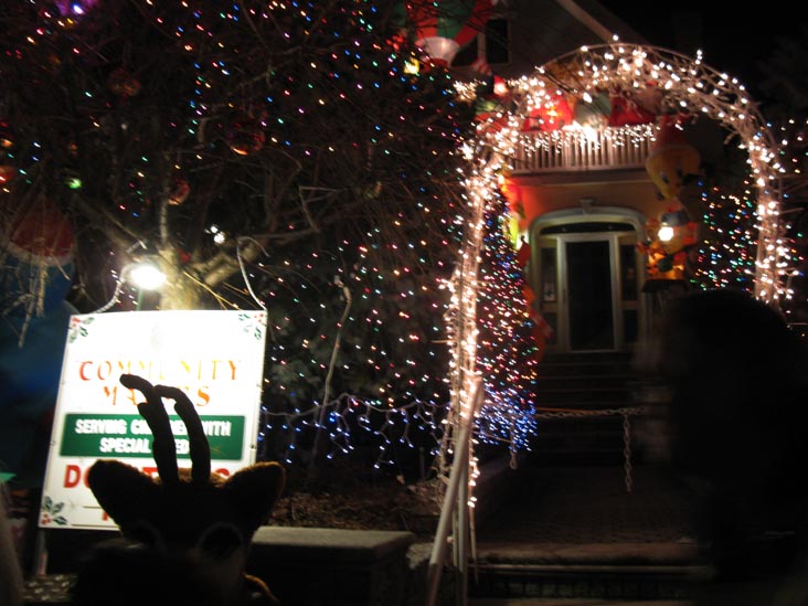 Dyker Heights Christmas Lights, Dyker Heights, Brooklyn, December 23, 2011