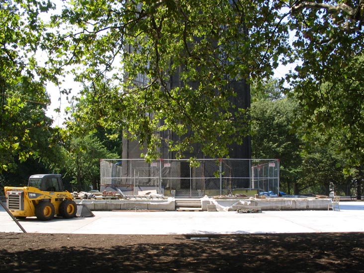Plaza, Prison Ship Martyrs Monument, Fort Greene Park, Fort Greene, Brooklyn