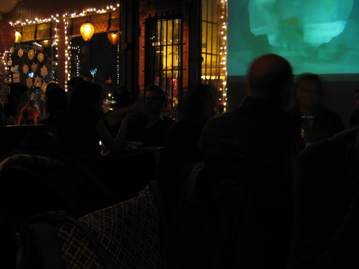 Enid's, 560 Manhattan Avenue, Greenpoint, Brooklyn, November 22, 2008