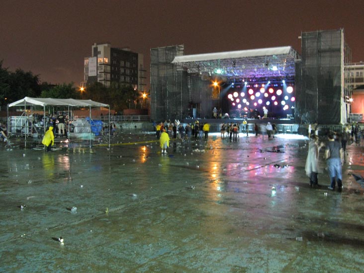 McCarren Park Pool, McCarren Park, Greenpoint, Brooklyn, August 15, 2008