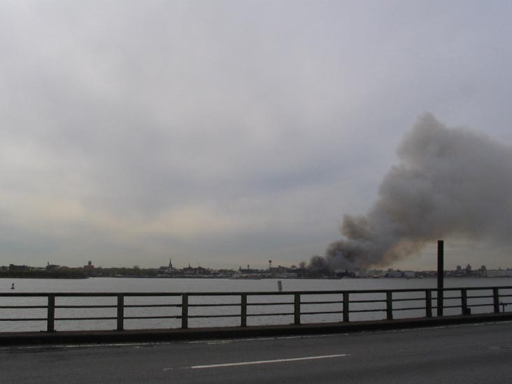 Greenpoint Terminal Market Fire From FDR, Manhattan, 9:07 a.m., May 2, 2006