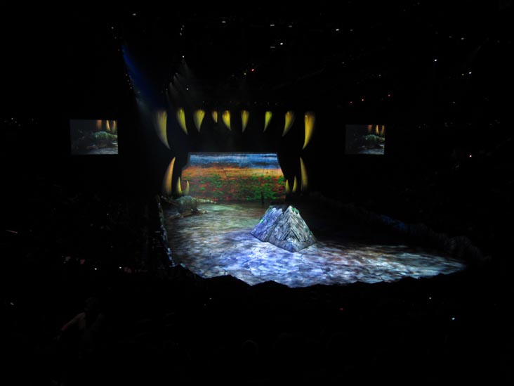 Walking With Dinosaurs, Barclays Center, Prospect Heights, Brooklyn, July 19, 2014