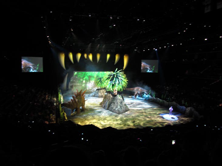 Walking With Dinosaurs, Barclays Center, Prospect Heights, Brooklyn, July 19, 2014