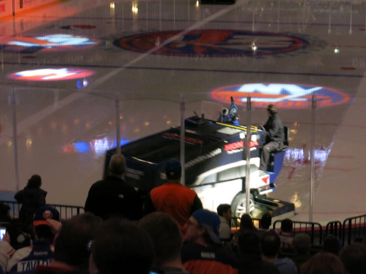 New York Islanders vs. Arizona Coyotes, Barclays Center, Prospect Heights, Brooklyn, November 16, 2015