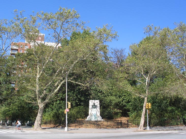 Alexander Johnston Chalmers Skene Bust, Grand Army Plaza, Brooklyn