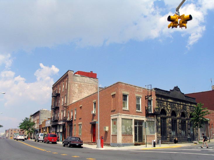 Kent Avenue and Grand Street, NE Corner, Williamsburg, Brooklyn, June 16, 2007