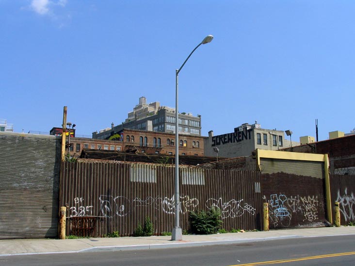 East Side of Kent Avenue Between Broadway and South 6th Street, Williamsburg, Brooklyn, June 16, 2007