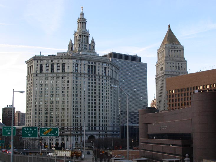 Municipal Building and U.S. Courthouse from the Brooklyn Bridge