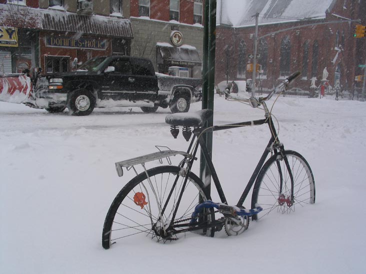 Vernon Boulevard, Hunters Point, Long Island City, Queens, February 12, 2006, 12:00 p.m.