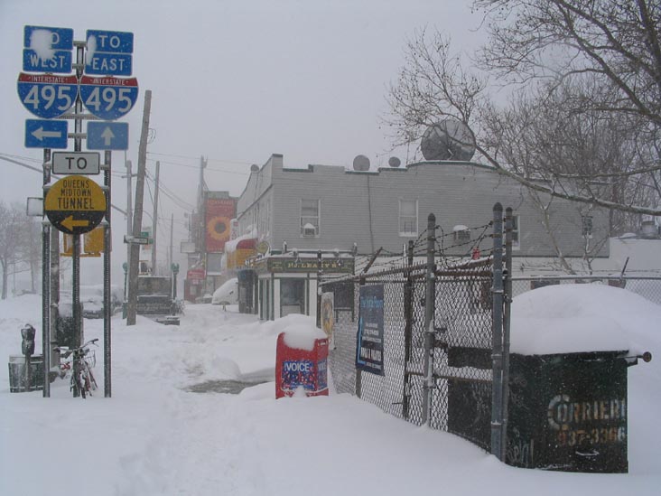 Vernon Boulevard, Hunters Point, Long Island City, Queens, February 12, 2006, 12:15 p.m.