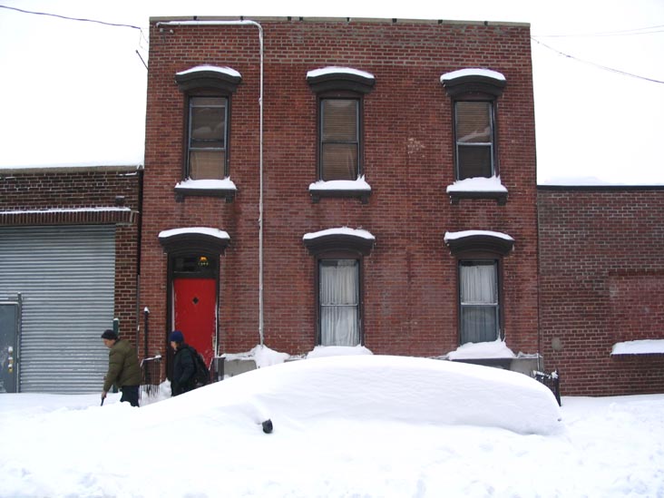 49th Avenue, Hunters Point, Long Island City, Queens, February 12, 2006, 4:45 p.m.