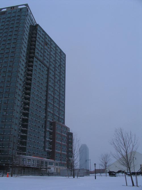 Gantry Plaza State Park, Hunters Point, Long Island City, Queens, February 12, 2006, 5:00 p.m.