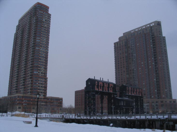 Gantry Plaza State Park, Hunters Point, Long Island City, Queens, February 12, 2006