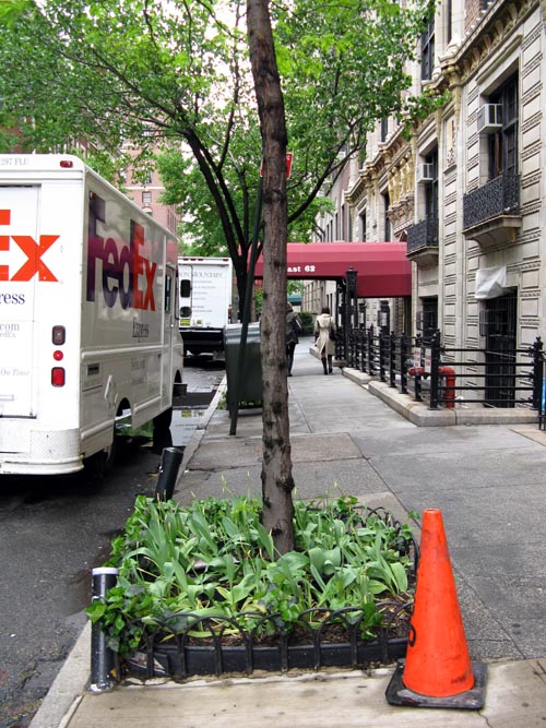 62nd Street East of Madison Avenue, Upper East Side, Manhattan, May 12, 2008