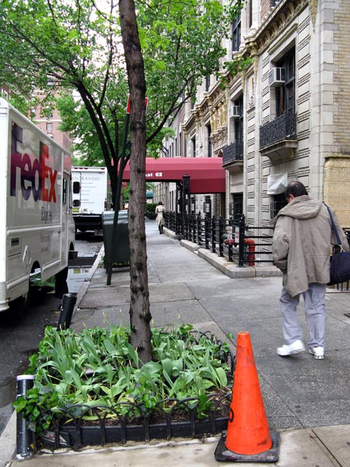 62nd Street East of Madison Avenue, Upper East Side, Manhattan, May 12, 2008