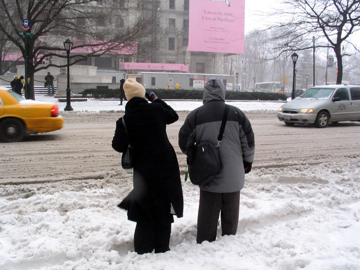 Fifth Avenue and 58th Street, Midtown Manhattan, February 14, 2007