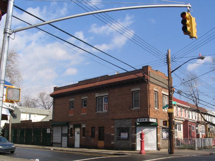 91st Avenue and 87th Street, Woodhaven, Queens