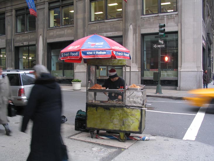 Nuts Cart, Fifth Avenue Near 40th Street, Midtown Manhattan