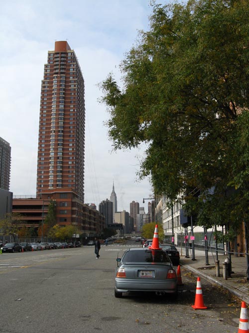"When Harry Tries to Marry", 48th Avenue, Hunters Point, Long Island City, Queens, November 15, 2009