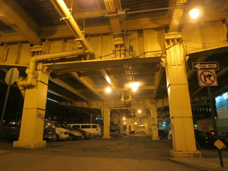 Brooklyn-Queens Expressway at Hall Street, Clinton Hill, Brooklyn, February 15, 2013