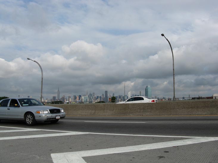 Midtown Manhattan Skyline From Brooklyn-Queens Expressway, August 24, 2008