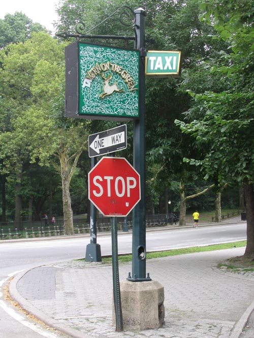 Taxi Signal, East Drive near Tavern on the Green, Central Park, Manhattan, July 27, 2004