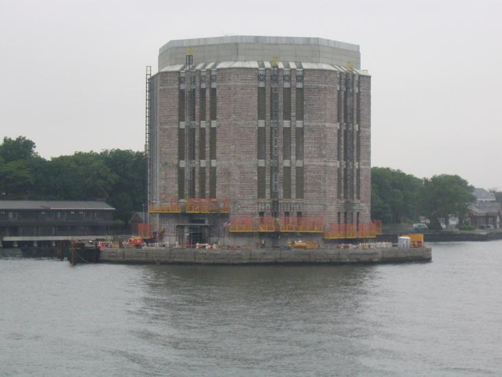 Brooklyn-Battery Tunnel Ventilation Unit, May 26, 2004