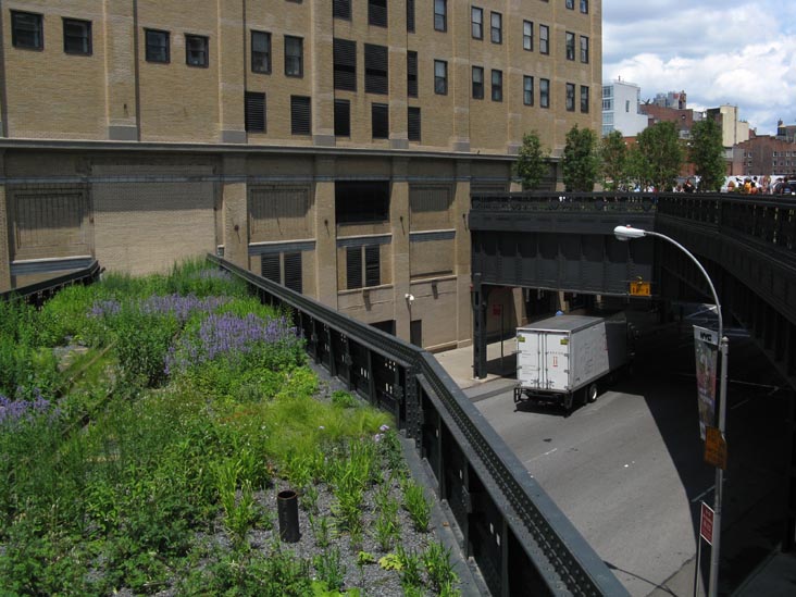 High Line Between 16th and 17th Streets Over Tenth Avenue, Manhattan