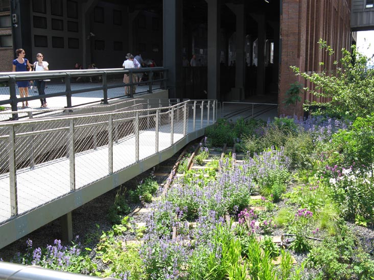 High Line Between 16th and 17th Streets Over Tenth Avenue, Manhattan