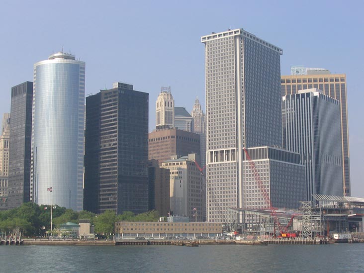 One New York Plaza (center), Lower Manhattan Waterfront, May 22, 2004