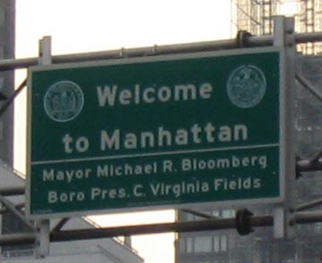Welcome To Manhattan Sign, Queensboro Bridge, Upper East Side, Manhattan